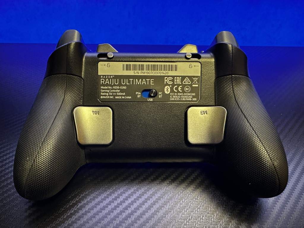 Ps4 razer raiju best sale ultimate