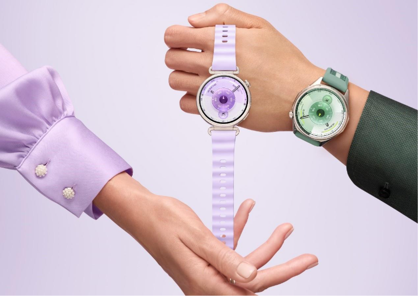 A pair of hands holding a wrist watchAI-generated content may be incorrect.